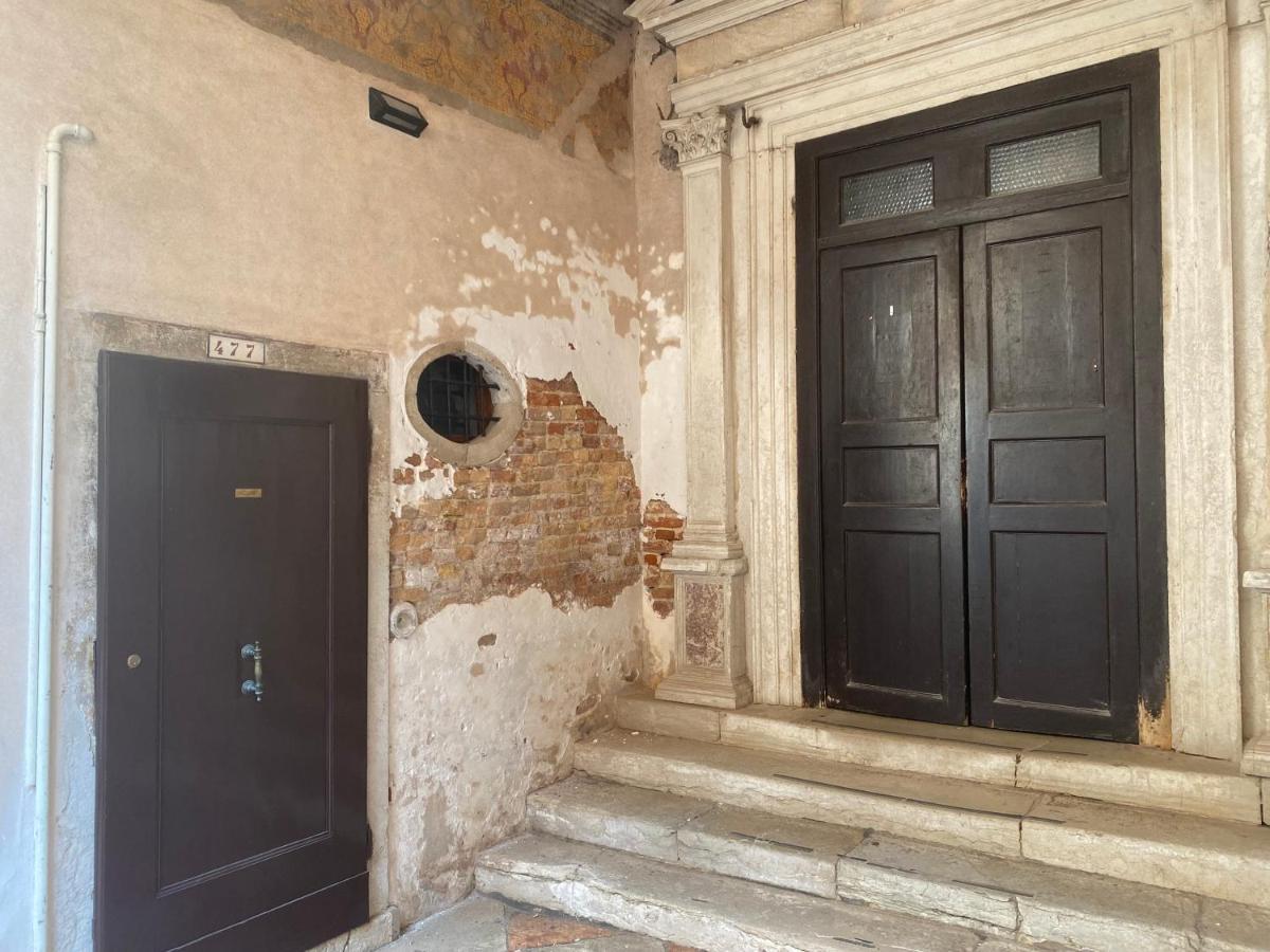 Antique Historical Apartment Venetië Buitenkant foto